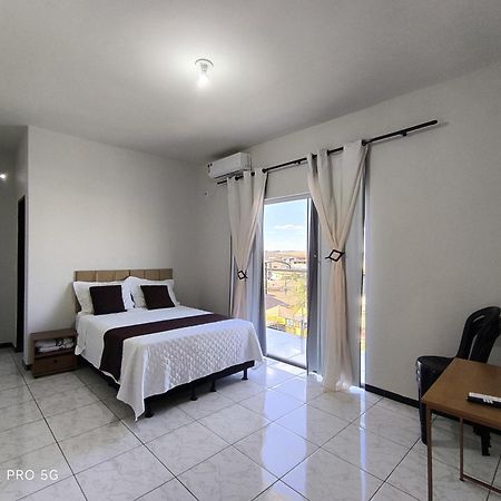 Hotel Almeida Correntina Zewnętrze zdjęcie